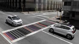 Peugeot 108 (2014) - wersja 5-drzwiowa - widok z góry