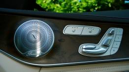 Mercedes Klasa C W205 Kombi - galeria redakcyjna - drzwi pasażera od wewnątrz