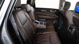 Infiniti QX60 - galeria redakcyjna - tylna kanapa, pod?okietnik roz?o?ony