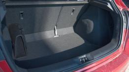 Nissan Pulsar 1.2 DIG-T 115 KM - galeria redakcyjna - bagażnik