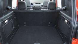 Jeep Renegade Trailhawk (2015) - wersja europejska - bagażnik