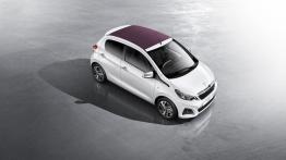 Peugeot 108 (2014) - wersja 5-drzwiowa - widok z góry