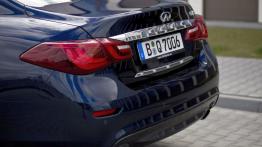 Infiniti Q70 2.2d 170 KM - galeria redakcyjna - widok z tyłu
