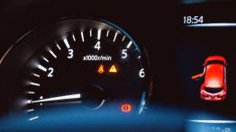 Nissan Pulsar 1.2 DIG-T 115 KM - galeria redakcyjna - zestaw wskaźników