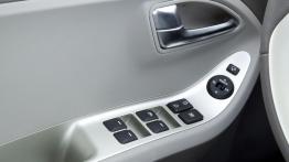 Kia Picanto 2011 - wersja 5-drzwiowa - drzwi kierowcy od wewnątrz