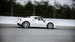 Alfa Romeo 4C (2015) - wersja amerykańska - prawy bok