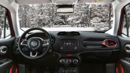 Jeep Renegade Trailhawk (2015) - wersja europejska - pełny panel przedni