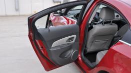 Chevrolet Cruze - galeria redakcyjna - drzwi tylne lewe od wewnątrz