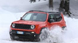 Jeep Renegade Trailhawk (2015) - wersja europejska - lewy bok
