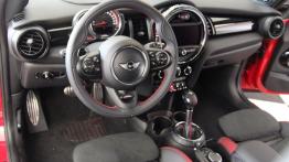 Mini 3d John Cooper Works, 2.0 231 KM - galeria redakcyjna - pełny panel przedni