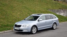Skoda Superb II Kombi 2.0 TDI CR DPF 170KM - galeria redakcyjna - lewy bok