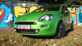Fiat Punto Punto 2012 Hatchback 5d 0.9 TwinAir 8v 85KM - galeria redakcyjna - widok z przodu