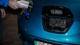 Nissan Leaf Hatchback 5d Elektryczny 109KM - galeria redakcyjna - przód - inne ujęcie