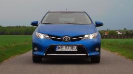 Toyota Auris II Hatchback 5d Valvematic 130 132KM - galeria redakcyjna - widok z przodu