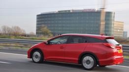 Honda Civic IX Tourer - galeria redakcyjna - lewy bok