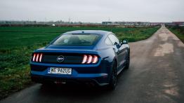 Ford Mustang GT - galeria redakcyjna - widok z tyłu