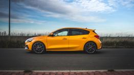 Ford Focus ST 2.3 Ecoboost 280 KM - galeria redakcyjna - lewy bok