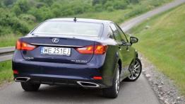 Lexus GS 350 AWD - sportowo-multimedialna elegancja