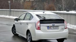 Toyota Prius Plug-in - zimna kalkulacja