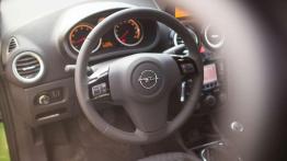Opel Corsa 1.2 LPG 83 KM - magnes na...