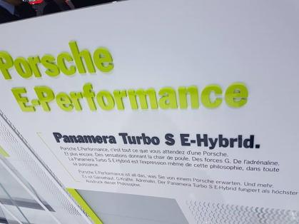#Porsche #panamera #genewa