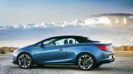 Opel Cascada zmienia znaczek i wybiera się do USA