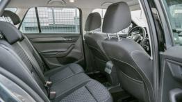 Skoda Fabia Combi 1,2 TSI Edition 1.2 TSI 110 KM - galeria redakcyjna - tylna kanapa