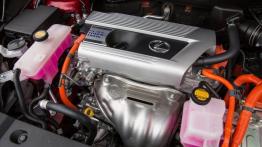 Lexus NX 300h (2015) - wersja amerykańska - silnik