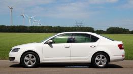 Skoda Octavia III Liftback 1.6 TDI - galeria redakcyjna - lewy bok