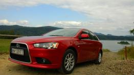 Mitsubishi Lancer IX Sportback 1.6 MIVEC 117KM - galeria redakcyjna 2 - widok z przodu