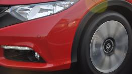 Honda Civic IX Tourer - galeria redakcyjna - zderzak przedni