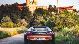 BMW i8 - galeria redakcyjna - widok z tyłu