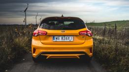 Ford Focus ST 2.3 Ecoboost 280 KM - galeria redakcyjna - widok z ty?u