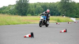 Wyższa szkoła jazdy Suzuki - prędkość może być bezpieczna