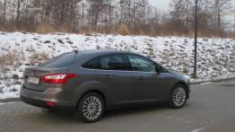 Ford Focus III Sedan 1.6 EcoBoost 182KM - galeria redakcyjna - widok z tyłu