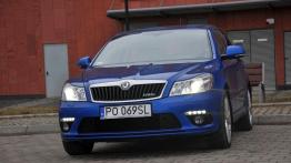 Skoda Octavia RS z zewnątrz - widok z przodu