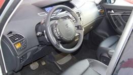 Citroen Grand C4 Picasso - widok ogólny wnętrza z przodu