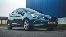 Opel Astra K - dobra, choć nie luksusowa - widok z przodu