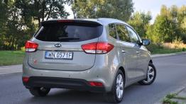 Kia Carens IV 1.6 GDI 135KM - galeria redakcyjna - widok z tyłu