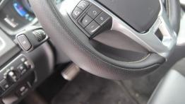 Volvo S60 II Facelifting 2.0 181KM - galeria redakcyjna - sterowanie w kierownicy