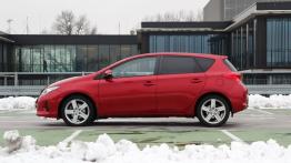Toyota Auris II Hatchback 5d D-4D 125 124KM - galeria redakcyjna - lewy bok