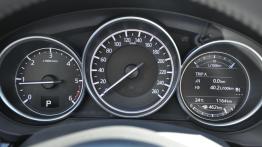 Mazda CX-5 II generacji – klasyczna elegancja