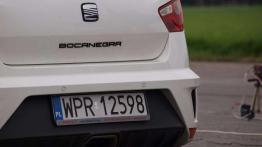 Białe szaleństwo z czarną twarzą - Seat Ibiza