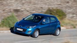 Mazda 2 Facelifting - wersja 5-drzwiowa - widok z przodu