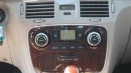 Hyundai Sonata 2.4 automat Executive - kokpit