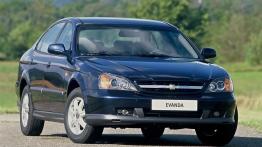 Chevrolet Evanda - widok z przodu
