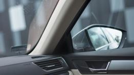Skoda Superb 1.4 TSI 150 KM - galeria redakcyjna - inny element panelu przedniego