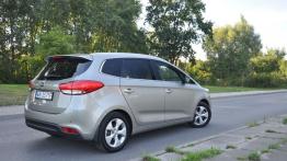 Kia Carens IV 1.6 GDI 135KM - galeria redakcyjna - prawy bok