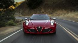 Alfa Romeo 4C (2015) - wersja amerykańska - widok z przodu
