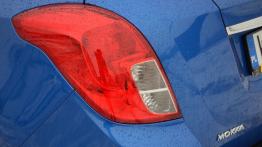 Opel Mokka SUV 1.4 Turbo Ecotec 140KM - galeria redakcyjna - lewy tylny reflektor - wyłączony